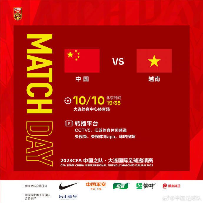 迪士尼突然发了一条忧郁的推文 吓到了它的粉丝们 2018-04-10 周日（4月8日）下午两点，一贯形象阳光暖心的迪士尼发出了一条推文，推文的图片是迪士尼的经典动画形象匹诺曹被蓝衣仙女施法变成人类小男孩，而配文却是“别人都在夸奖你，你，你却心如死灰。