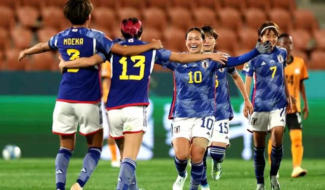 2026-01-27 《镖人》定档春节，时隔14年李连杰震撼回归！