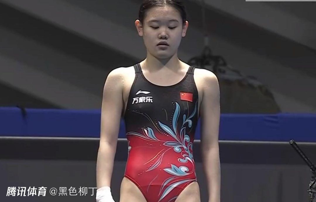 他被冷酷无情的制作人丹·基利安（乔什·布洛林 饰）说服，以“最后希望”的身份踏入这场死亡游戏。