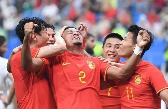 因此在这样的环境下，让金陵福嘴上所说的“魔术”，更能让人共情。