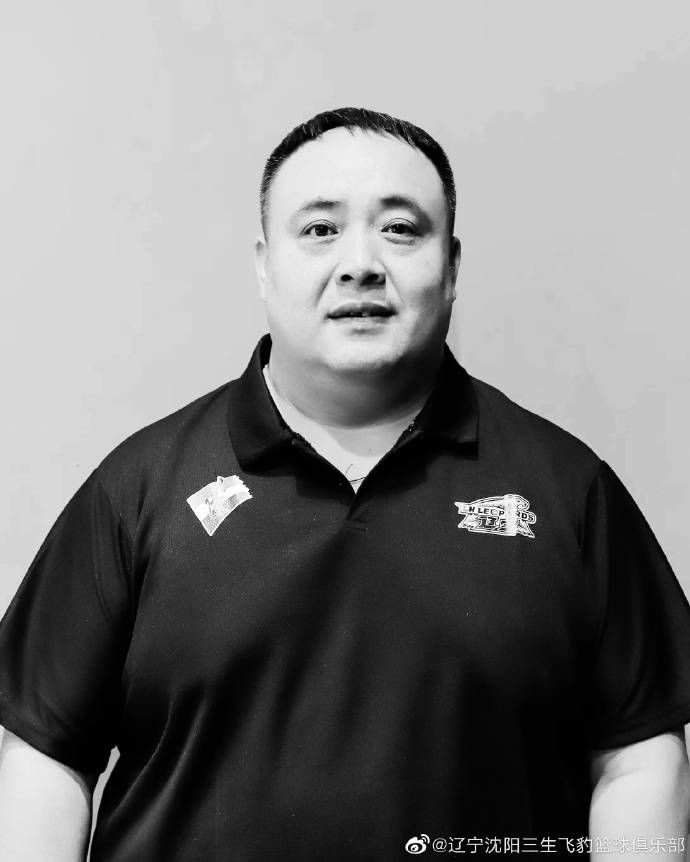 丁海寅饰演建筑工作室代表崔胜孝，郑素敏饰演试图重启错误人生的白石榴。