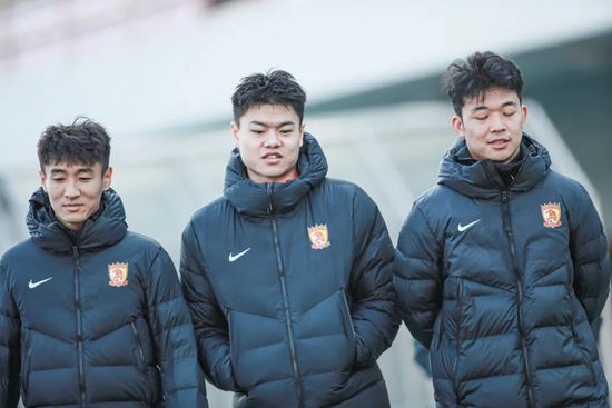 据了解，《阿凡达2、3》的主要的动作捕捉戏份已经完成，《阿凡达4》的拍摄也已经有所进展。