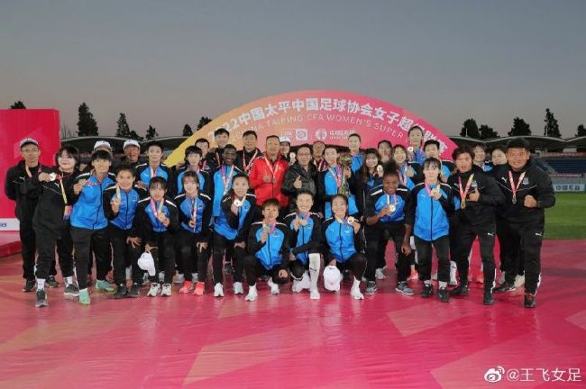 今日，《甜蜜蜜》新版单曲全新上线，由著名音乐人窦鹏编曲，90后新生代 网曝《甜蜜蜜》重映定档2.