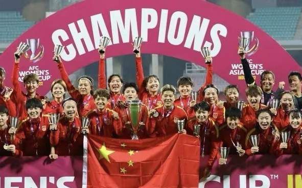 _电影策划_ 消息 首页 新闻 视频 大片 影库 CCTV6 VIP影院 搜索 电影 星闻 独家 更多 专题 图片 视频 滚动 首页 新闻 大片 影库 CCTV6 VIP影院 客户端 电影网>新闻>原创深度策划 全球销量超3亿、成本1.5亿...这个爆款能否突围？