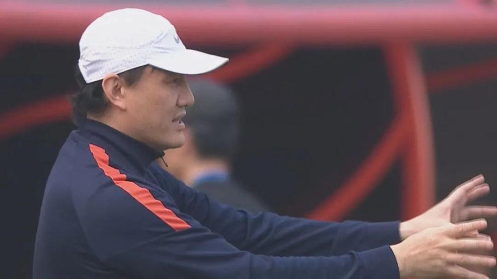主演新剧《肯尼迪》聚焦著名政治家族 2 堪比时装周!