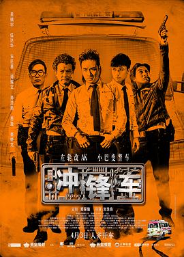 12所 贝克汉姆骑复古摩托帅气亮相 穿黑装秀个性纹身 2013-10-21 美国洛杉矶当地时间20日，球星大卫·贝克汉姆骑复古摩托现身街头，一身黑装的他双臂秀个性纹身，路上偶遇狗崽紧急掉头。