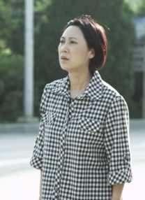 李栋旭《杀人者的购物中心2》官宣2025-04-21 李栋旭婚博会上卖《离婚保险》 李光洙李多喜组CP2025-03-17 新式催婚?