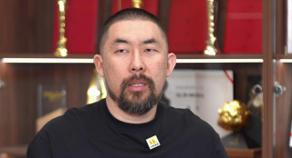 ” 于朦胧去世杨幂 《跛豪》《新上海滩》导演潘文杰逝世 享年69岁 9月9日，香港著名导演、编剧潘文杰在北京因病去世，享年69岁。